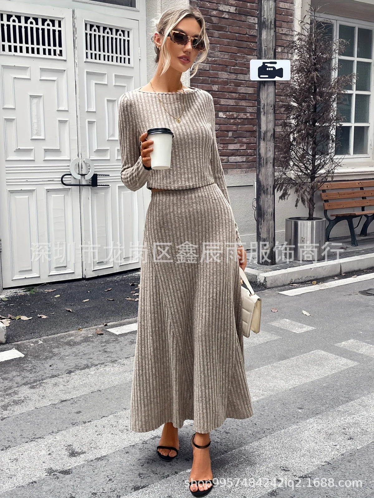 Elegant Lady Autumn matching set